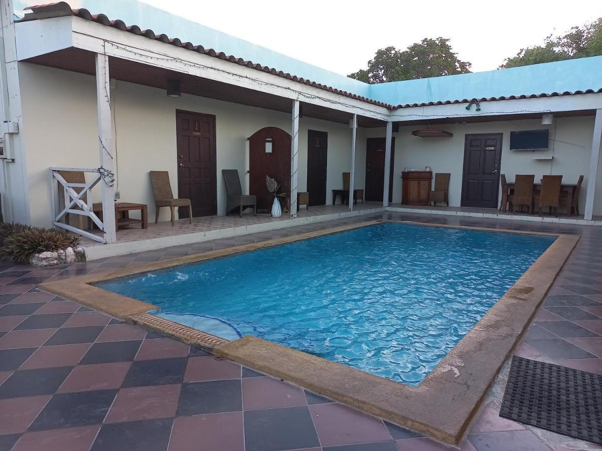 Green Hill Guest House Willemstad Kültér fotó