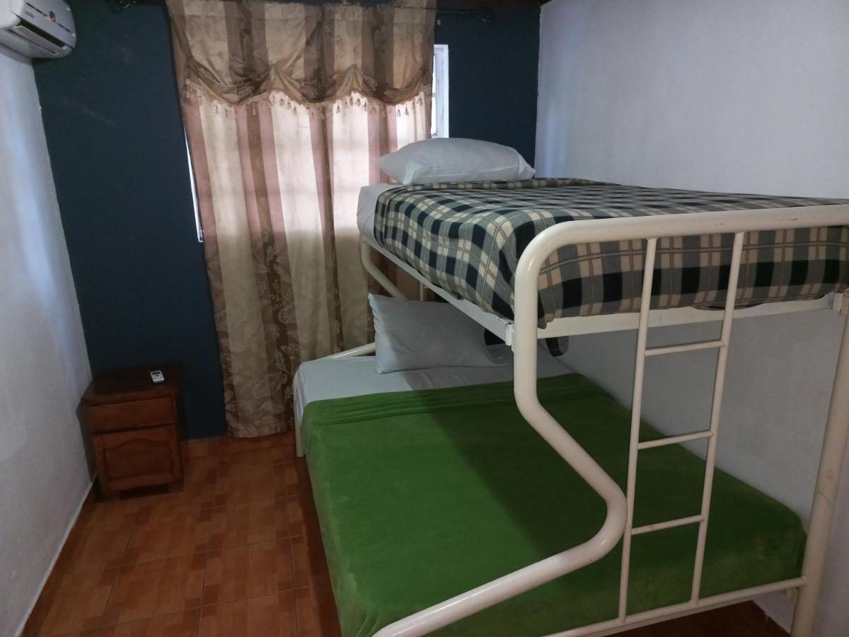 Green Hill Guest House Willemstad Kültér fotó
