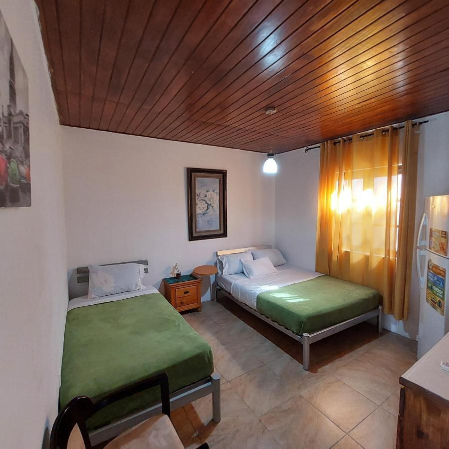 Green Hill Guest House Willemstad Kültér fotó
